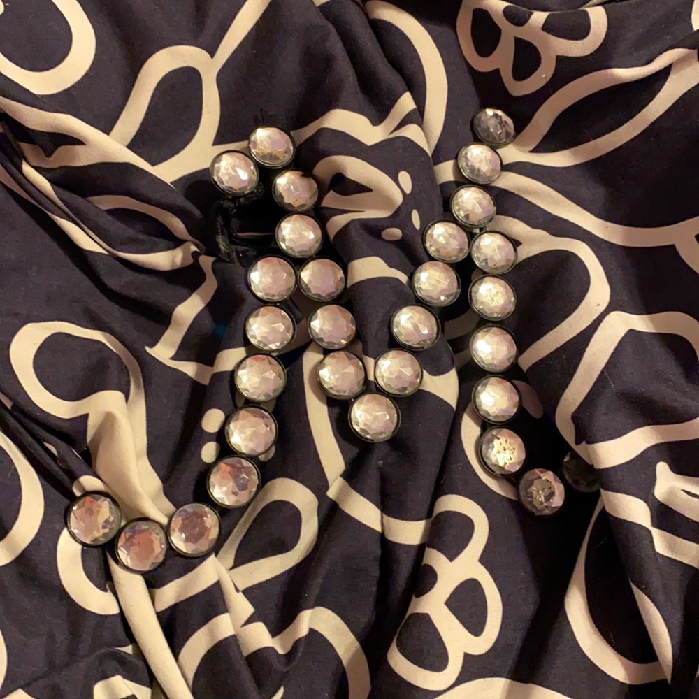 Decorative ‘M’